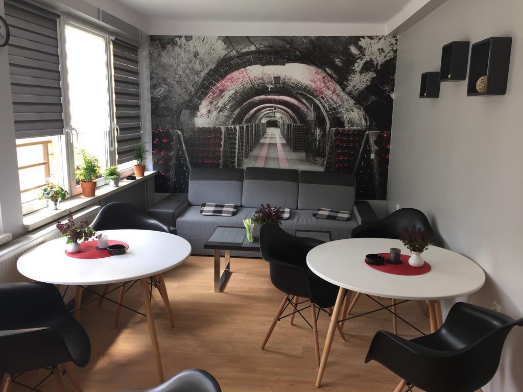 Gwarek Centrum Wypoczynkowe 乌斯特龙 外观 照片