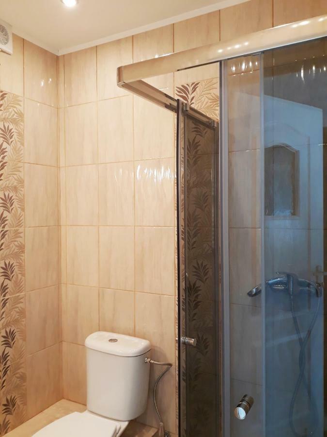 Gwarek Centrum Wypoczynkowe 乌斯特龙 外观 照片